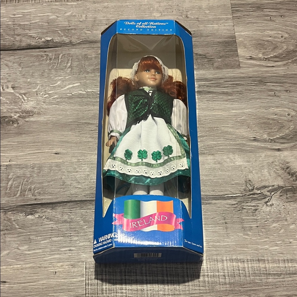 Dolls of all Nations Second Edition 1996 Ireland